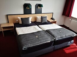 Hotel Grille