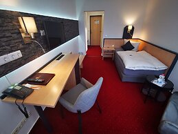 Hotel Grille