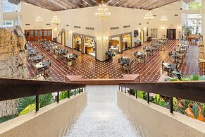 Copantl Hotel & Convention Center