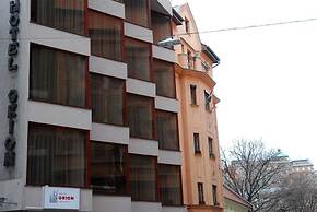 Hotel Orion
