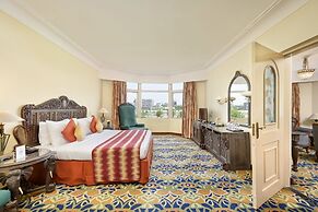 Cama Hotel