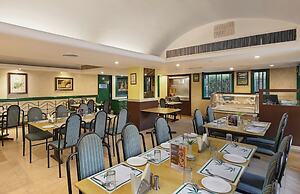 Cama Hotel