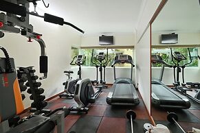 Fariyas Hotel