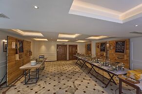 Casino Hotel - Cgh Earth, Cochin