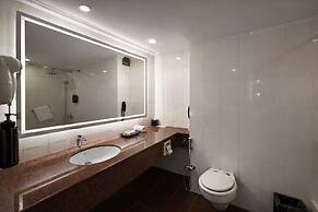 Clarks Avadh, Lucknow