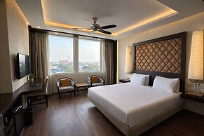 Clarks Avadh, Lucknow