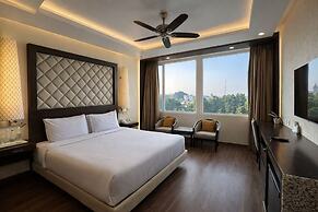 Clarks Avadh, Lucknow