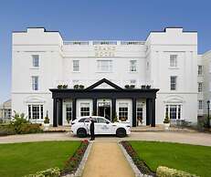 Grand Hotel
