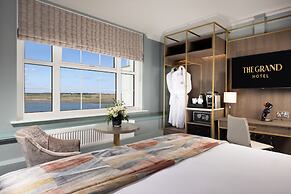 Grand Hotel
