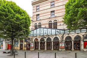 Buswells Hotel