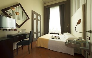 De La Pace, Sure Hotel Collection by Best Western