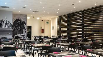 Hotel Ovest