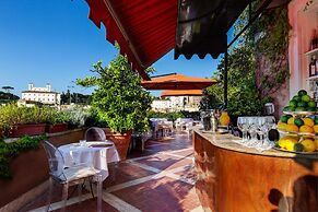 Grand Hotel Plaza
