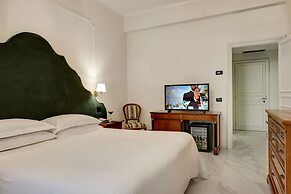 Majestic Palace Hotel