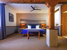 Hacienda Jurica by Brisas