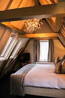 Ambassade Hotel