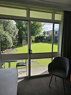 The Avenue Hotel