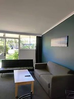 The Avenue Hotel