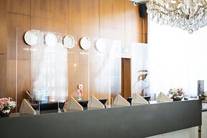 Devin Hotel
