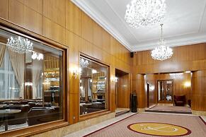 Devin Hotel