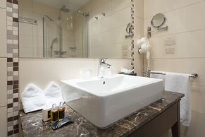 Devin Hotel
