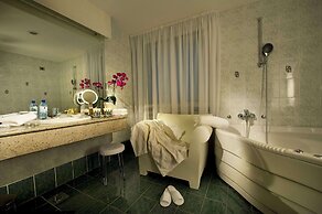 Best Western Premier Hotel Slon
