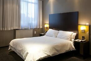 Manhattan Hotel