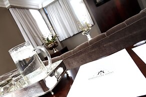 Manhattan Hotel