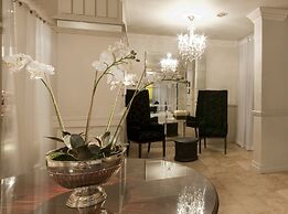 Manhattan Hotel