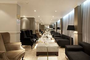 Manhattan Hotel