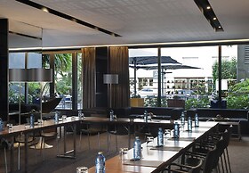 AC Hotel Victoria Suites by Marriott