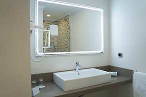 Hotel Sercotel Tres Luces