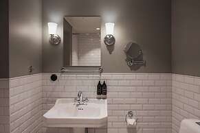 Home Hotel Baltzar