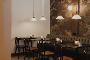 Home Hotel Baltzar