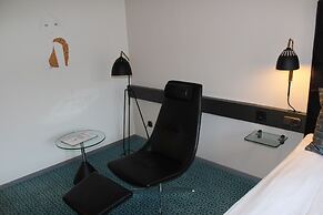 Memory Hotel