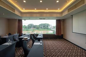 Centara Riverside Hotel Chiang Mai