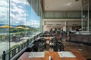 Centara Riverside Hotel Chiang Mai