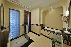 Al Habtoor Grand Resort, Autograph Collection®