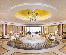 Al Habtoor Grand Resort, Autograph Collection®