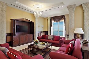 Al Habtoor Grand Resort, Autograph Collection®