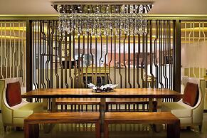Al Habtoor Grand Resort, Autograph Collection®