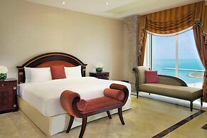 Al Habtoor Grand Resort, Autograph Collection®