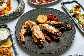 Al Habtoor Grand Resort, Autograph Collection®