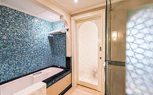 Al Habtoor Grand Resort, Autograph Collection®