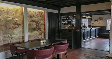 The Olde Bell, BW Signature Collection