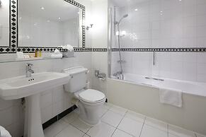 Sir Christopher Wren Hotel