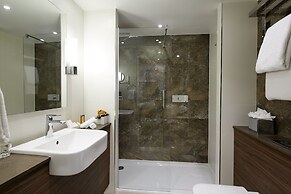 Sir Christopher Wren Hotel