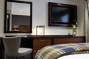 Sir Christopher Wren Hotel