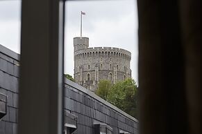 Sir Christopher Wren Hotel