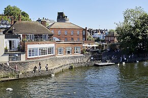 Sir Christopher Wren Hotel